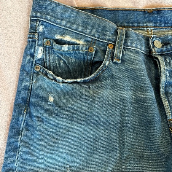 Levis 501T Distressed Jeans - Picture 3 of 12